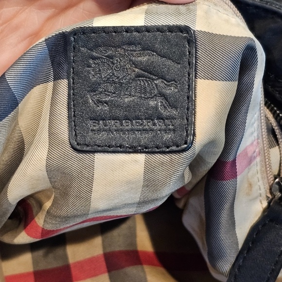 ✨Authentic✨ 😍BURBERRY😍 - Picture 5 of 10